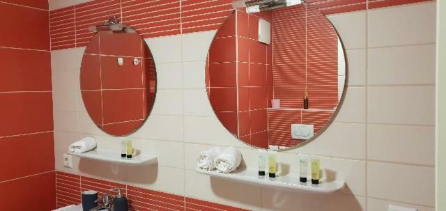 Апартаменты Modern 100M2 Flat 2Mn Walking From Train Station In City Center, Free Parking -2A Люксембург Экстерьер фото